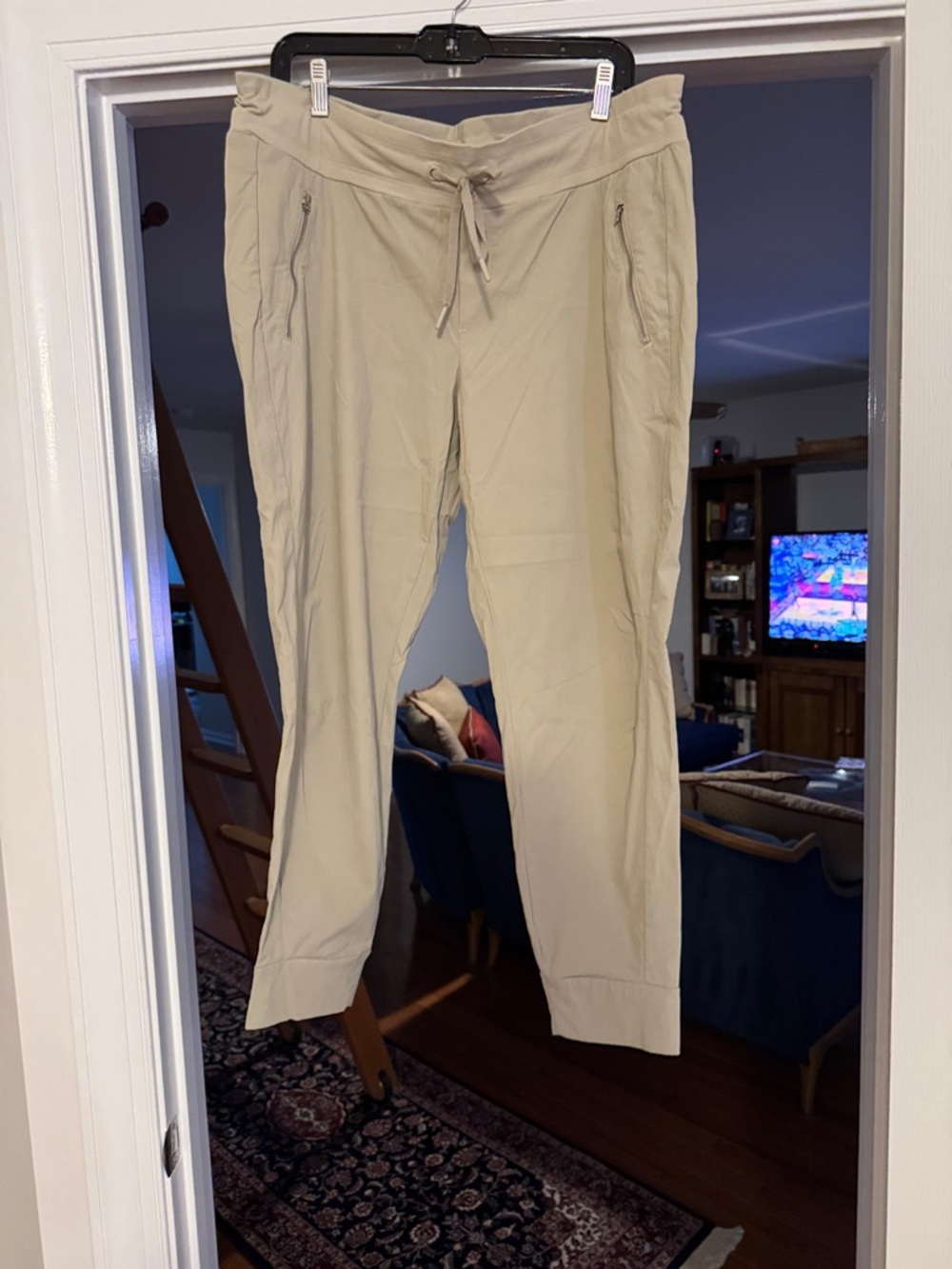 Athlete jogger size 16,  Neutral Drawstring Casual Pants in Beige